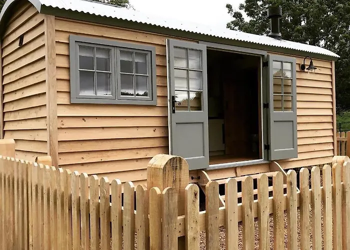 Astwell Mill Luxury Shepherds Hut